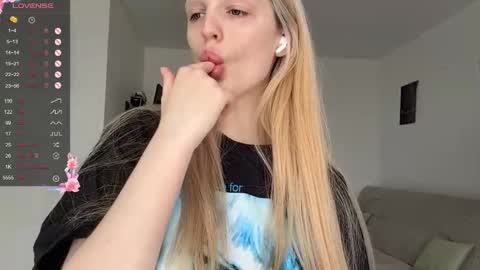 Gily online show from 04/23/26, 08:24