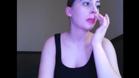 Snapshot of emersonbennett chatting on 06/24/26, 11:09 EmersonBennett online show from 06/24/26, 11:09