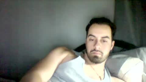 Snapshot of emgee88 chatting on 01/12/25, 06:28 emgee88 online show from 01/12/25, 06:28