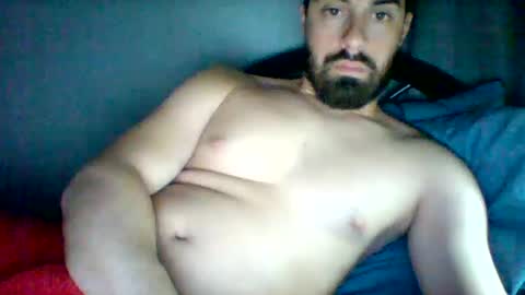 Snapshot of emgee88 chatting on 10/11/25, 04:16 emgee88 online show from 10/11/25, 04:16