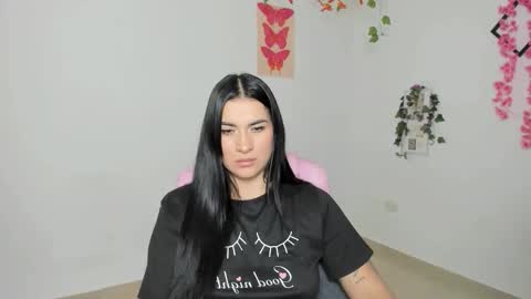 Snapshot of emi_blossom_ chatting on 03/13/26, 03:35 Emily online show from 03/13/26, 03:35