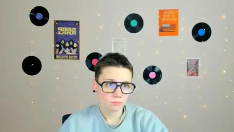 Snapshot of emi_fade chatting on 02/04/26, 09:15 emi_fade online show from 02/04/26, 09:15