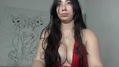 Snapshot of emiantonella_ chatting on 06/14/26, 02:24 Antonella online show from 06/14/26, 02:24