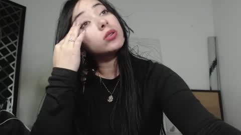 Snapshot of emiantonella_ chatting on 07/27/26, 11:34 Antonella online show from 07/27/26, 11:34