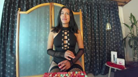 Snapshot of emigomez_ chatting on 02/04/25, 03:44 Emilia Gomez online show from 02/04/25, 03:44