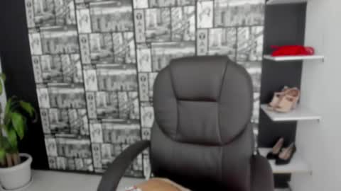 Snapshot of emigomez_ chatting on 02/10/25, 11:23 Emilia Gomez online show from 02/10/25, 11:23