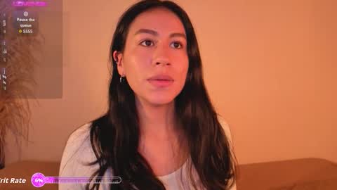 Snapshot of emigomez_ chatting on 10/12/25, 04:17 Emilia Gomez online show from 10/12/25, 04:17