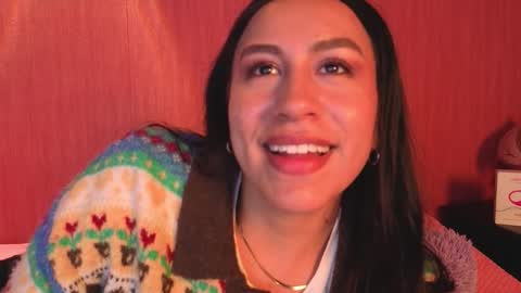 Snapshot of emigomez_ chatting on 11/14/25, 01:37 Emilia Gomez online show from 11/14/25, 01:37