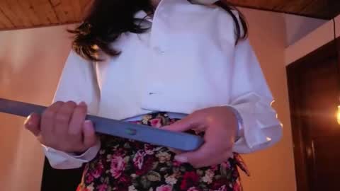 Snapshot of emigomez_ chatting on 11/17/25, 06:35 Emilia Gomez online show from 11/17/25, 06:35