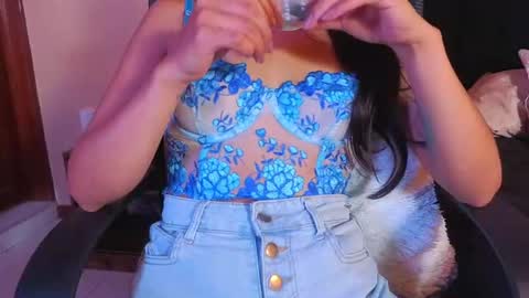 Snapshot of emigomez_ chatting on 07/31/26, 03:39 Emilia Gomez online show from 07/31/26, 03:39