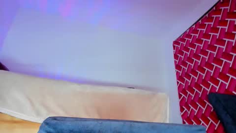 Emi online show from 02/02/26, 10:30