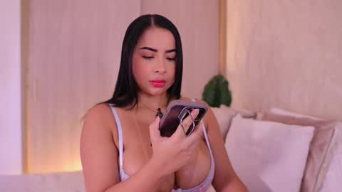    online show from 09/24/25, 07:17