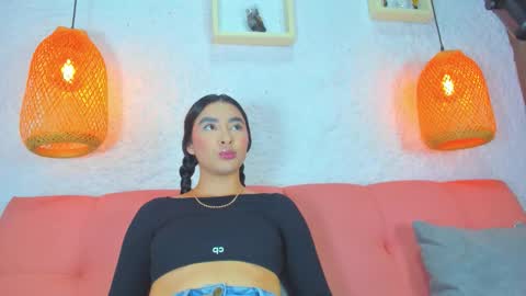 Emily online show from 11/05/25, 12:05