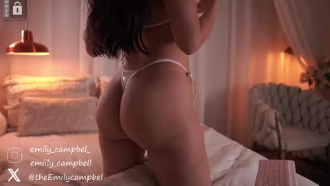 Snapshot of emiilycampbell chatting on 02/22/25, 10:20 Emily Campbell online show from 02/22/25, 10:20