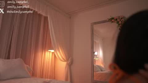 Emily Campbell online show from 04/19/26, 08:11