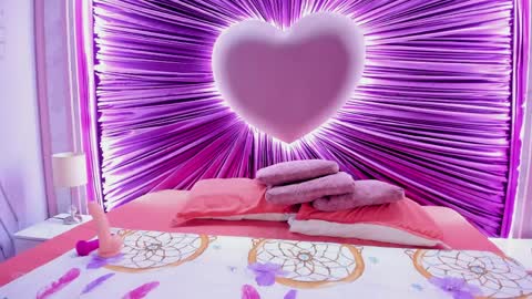 Emiily Grace online show from 04/04/26, 11:40