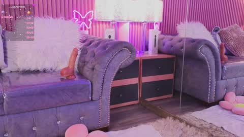 Emily online show from 12/07/24, 02:57