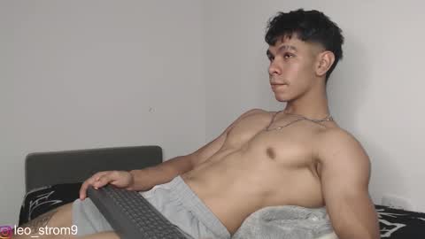 emile_239 online show from 03/06/25, 01:16