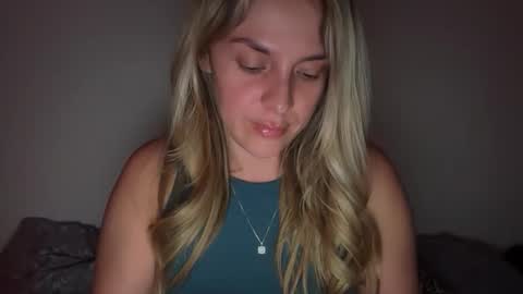 emilelovesyou online show from 04/24/26, 05:54