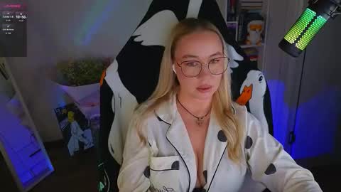 Emili online show from 09/09/25, 11:04