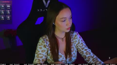 Emili online show from 03/09/26, 04:55