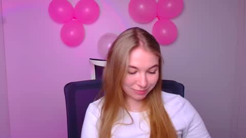 Emilia online show from 02/12/25, 09:10