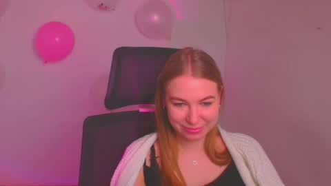 Emilia online show from 02/17/25, 09:13