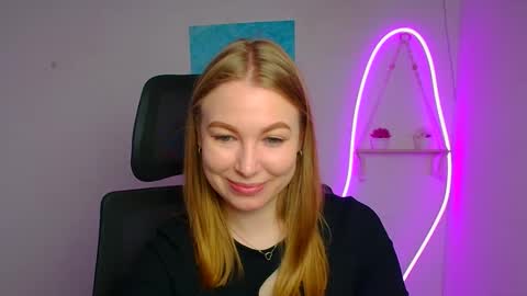 Emilia online show from 04/01/26, 05:30