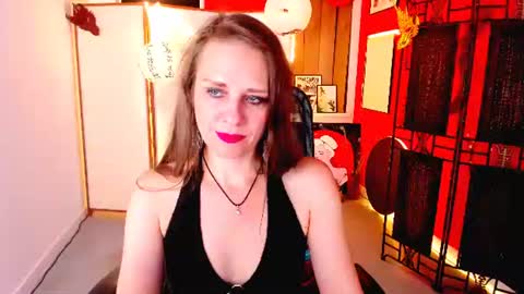 Snapshot of emiliabedy chatting on 06/10/26, 09:19 Emilia Bedy online show from 06/10/26, 09:19