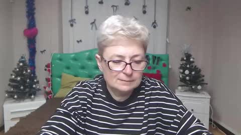 EmiliaGree online show from 01/05/26, 06:11