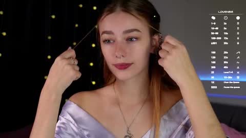 Snapshot of emiliaheather chatting on 10/15/25, 12:44 Tessa online show from 10/15/25, 12:44