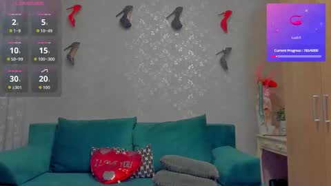 Emiliana online show from 10/16/25, 01:01