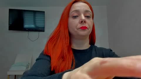 Emiliana online show from 04/21/26, 10:43