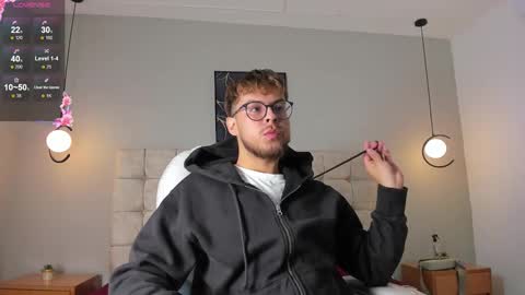 Emi  online show from 03/09/26, 12:53