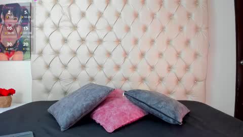 emilieandblake online show from 03/04/26, 11:49