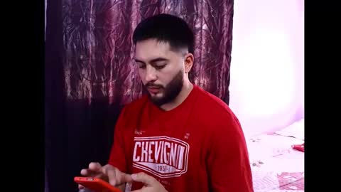 Snapshot of emilio39210 chatting on 11/07/25, 08:42 emilio39210 online show from 11/07/25, 08:42