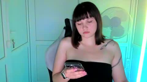 Emmi online show from 07/02/26, 04:07