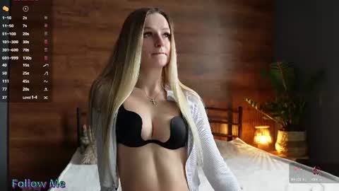 Emilly online show from 06/20/26, 07:00