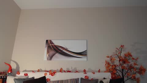 Emily online show from 02/09/25, 10:43