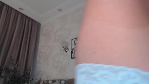 Emily online show from 09/23/25, 07:39