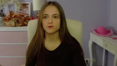 Snapshot of emilly_lust99 chatting on 03/05/25, 10:55 Emilly online show from 03/05/25, 10:55