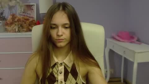 Snapshot of emilly_lust99 chatting on 03/12/25, 07:57 Emilly online show from 03/12/25, 07:57