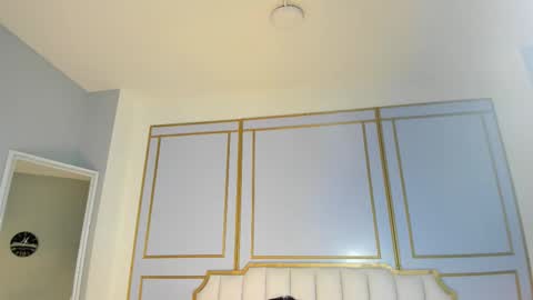 emilly_mell online show from 11/10/25, 11:31