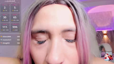 Snapshot of emilly_smith_1 chatting on 01/07/25, 09:29 Emily online show from 01/07/25, 09:29