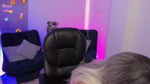 Emily online show from 01/13/26, 12:32