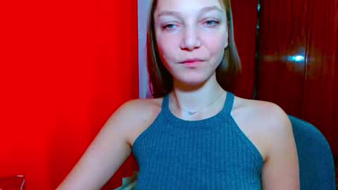 Emilly online show from 12/19/25, 10:33