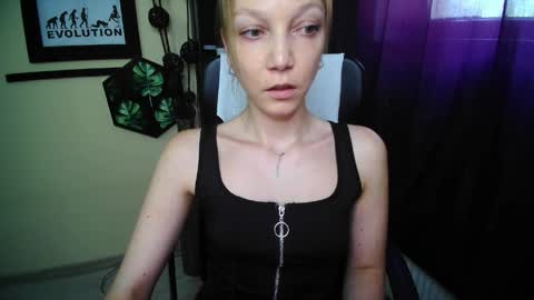 Emilly online show from 05/27/26, 12:35