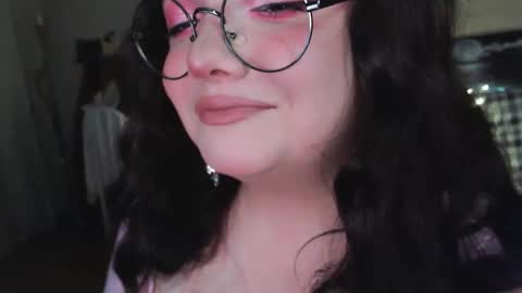 Emily online show from 09/19/25, 07:14