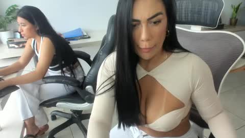 Emilly  online show from 04/10/26, 03:17