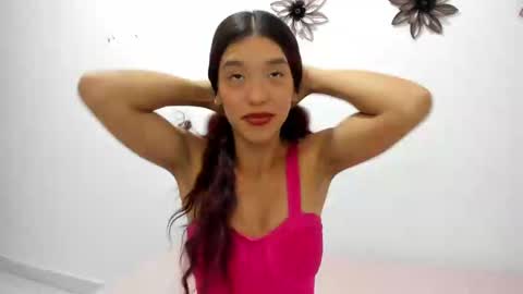 Snapshot of emillygonzalez chatting on 02/14/25, 08:15 . . online show from 02/14/25, 08:15